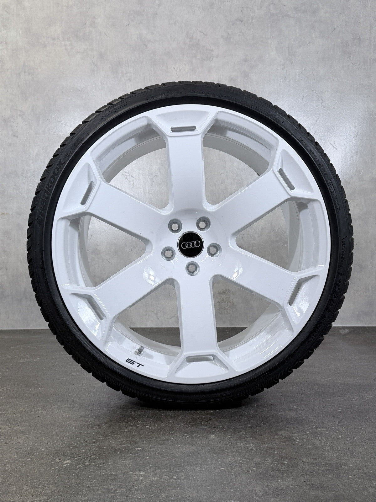 Audi RS6 GT 22 Zoll Felgen Winterreifen Winterräder 4K0601025DP original weiß