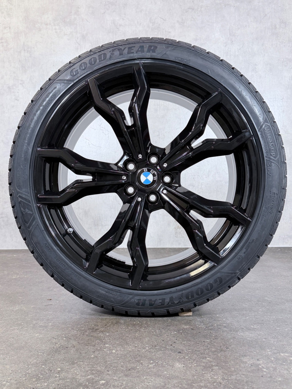 BMW X3M X4M Winterräder 21 Zoll F97 F98 Felgen Styling 765 M 8060041 8060042