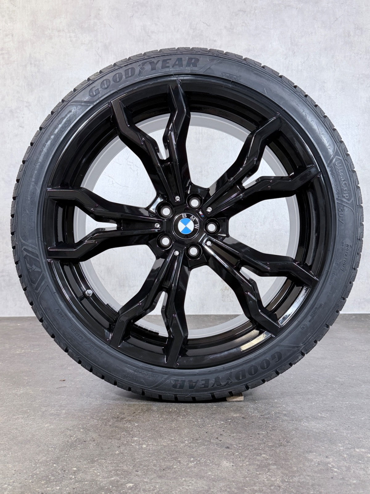 BMW X3M X4M Winterräder 21 Zoll F97 F98 Felgen Styling 765 M 8060041 8060042