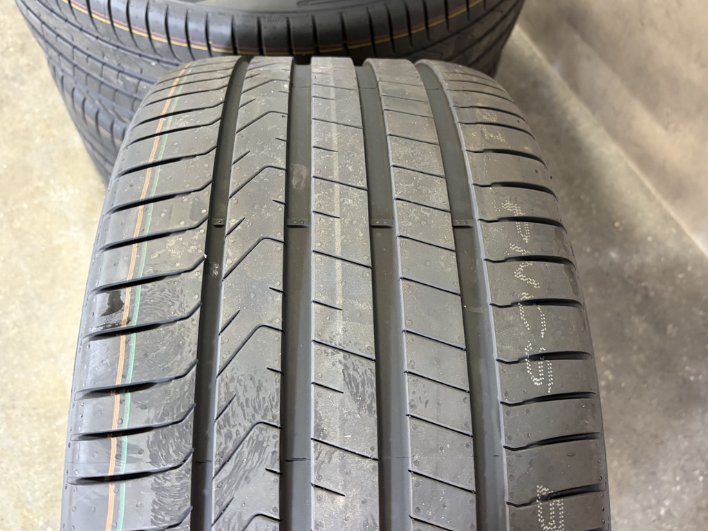 Original Volvo EX90 22 Zoll Sommerräder 32134889 32134890