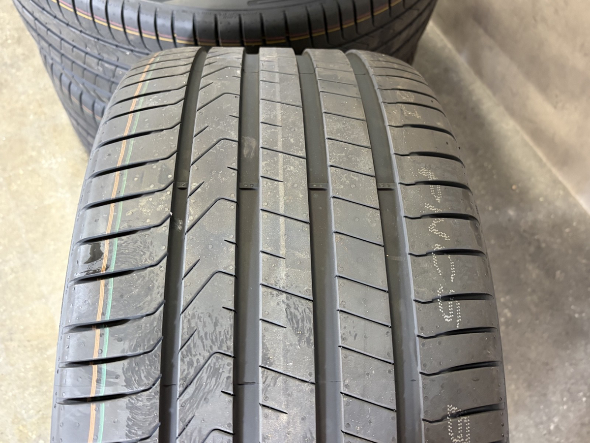 Original Volvo EX90 22 Zoll Sommerräder 32134889 32134890