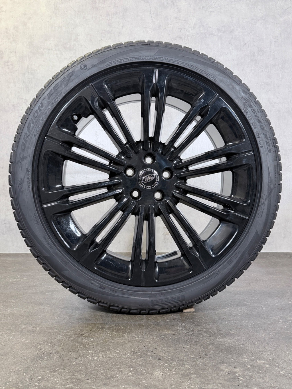 Original Land Range Rover Vogue L460 Sport L461 23 Zoll Sommerreifen Felgen NEU