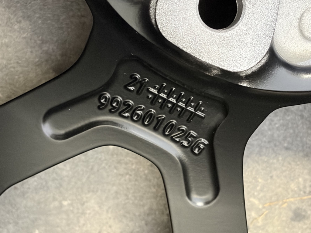Porsche 992 II Felgen 20 21 Zoll 992601025BB 992601025G RS Spyder schwarz