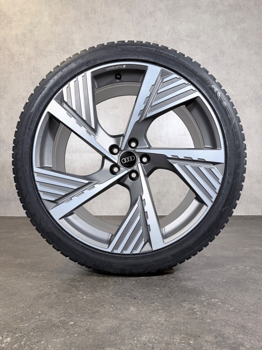 Audi Q8 e-tron Felgen 22 Zoll GEN GEA & Sportback Winterräder 4KE601025B titan