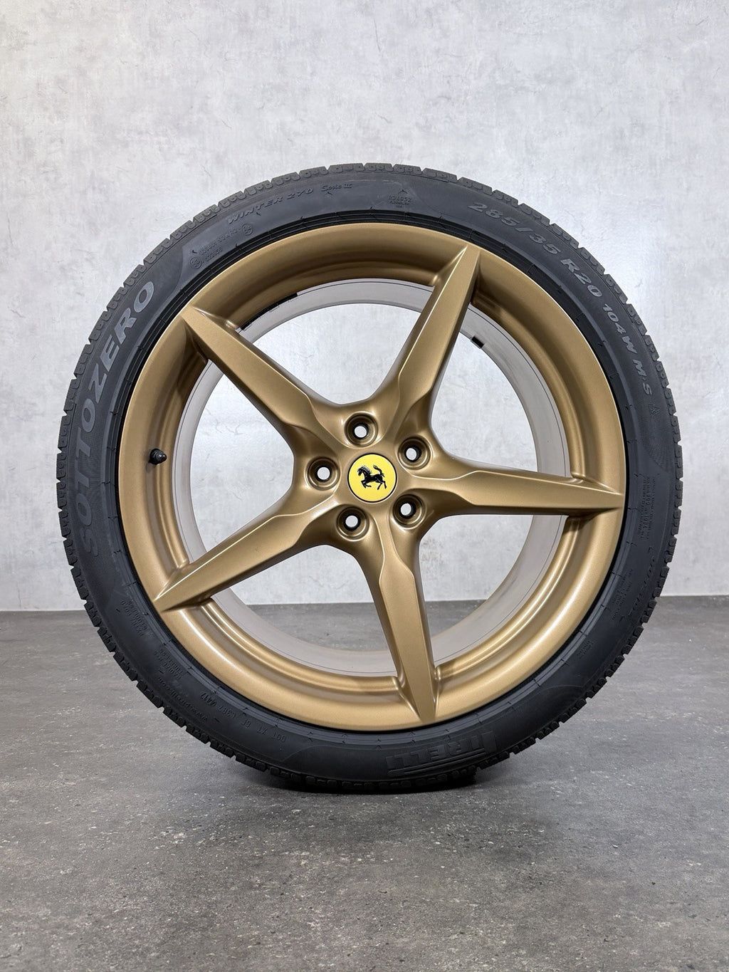 20 Zoll Winterräder original Ferrari F8 Tributo 307422 Winterreifen