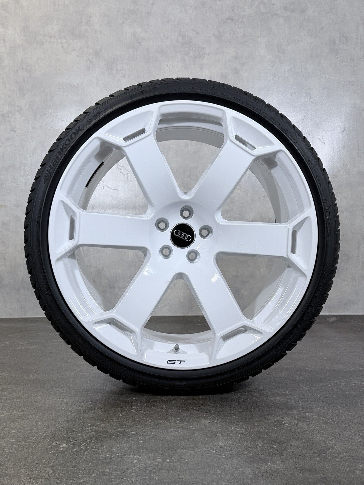 Audi RS6 GT 22 Zoll Felgen Winterreifen Winterräder 4K0601025DP original weiß