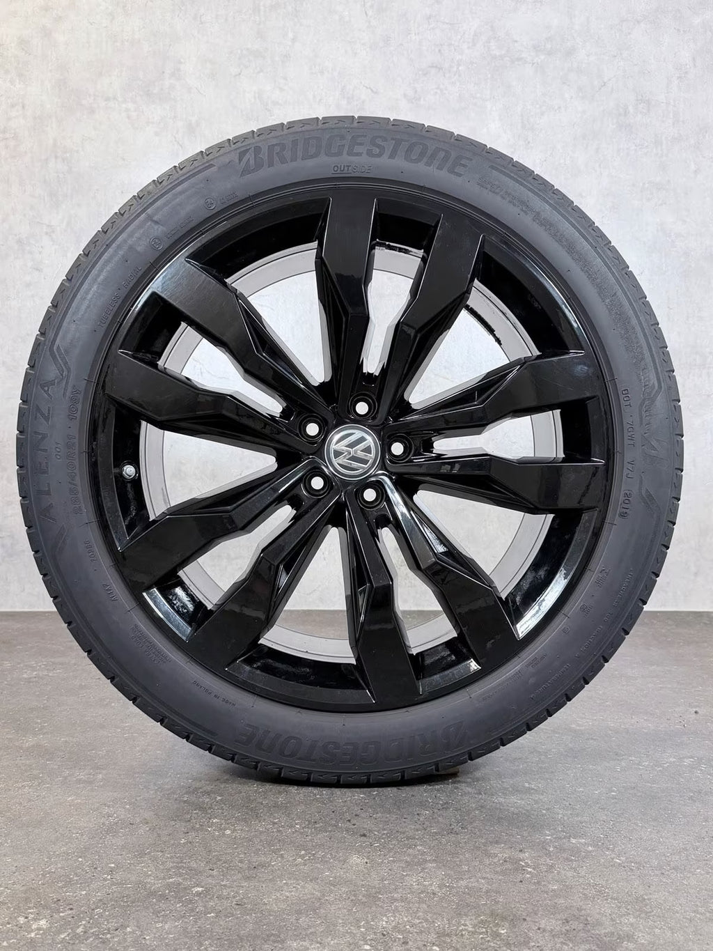21 Zoll Sommerräder original VW Touareg III CR7 Suzuka 760601025D Sommerreifen
