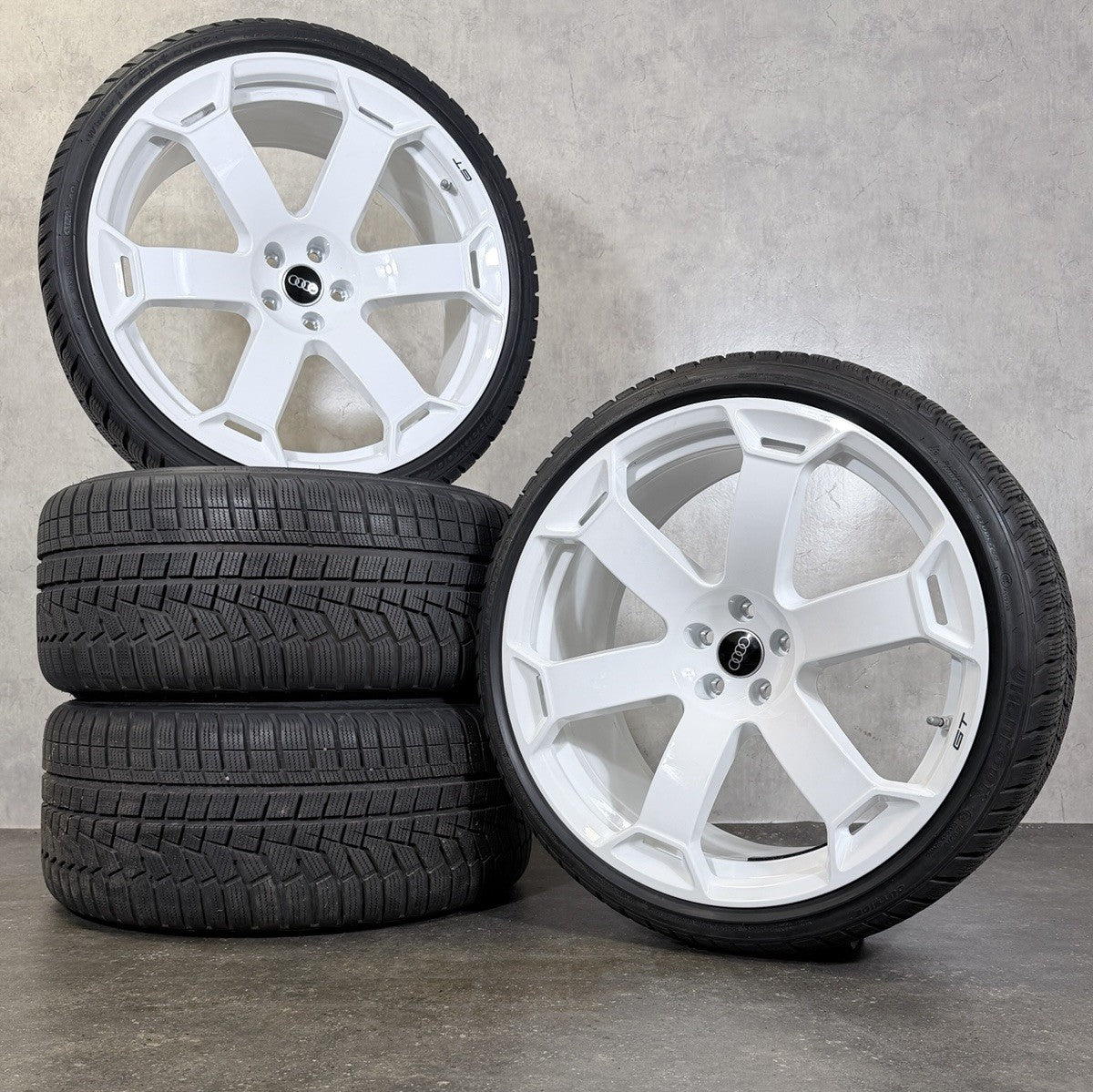 Audi RS6 GT 22 Zoll Felgen Winterreifen Winterräder 4K0601025DP original weiß