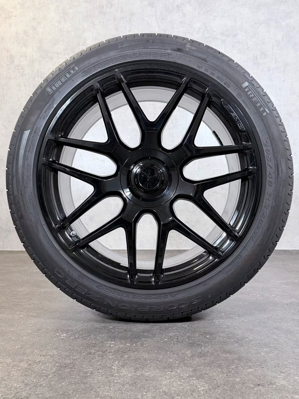 MERCEDES-BENZ G63 AMG W463A/W465 ORIGINAL SOMMERRADSATZ A4634012000 KREUZSPEICHE