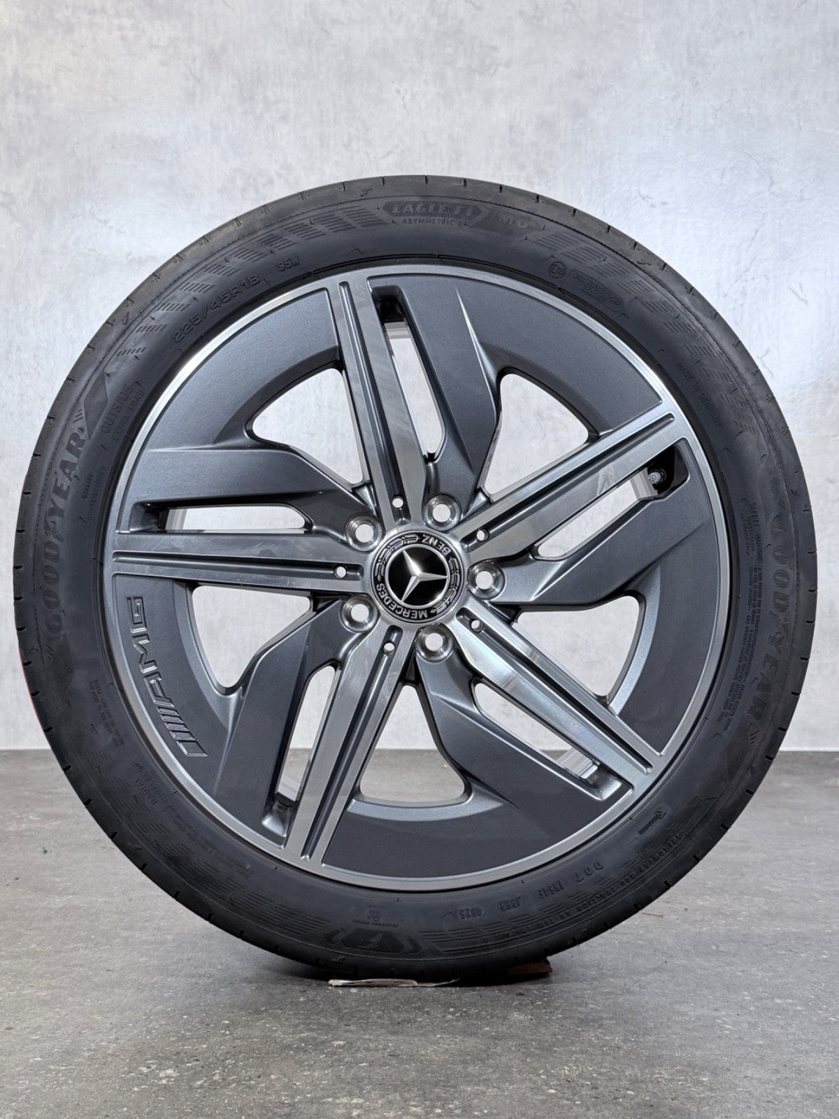 18 Zoll Original AMG Winterräder Mercedes CLA C174 A1744011200