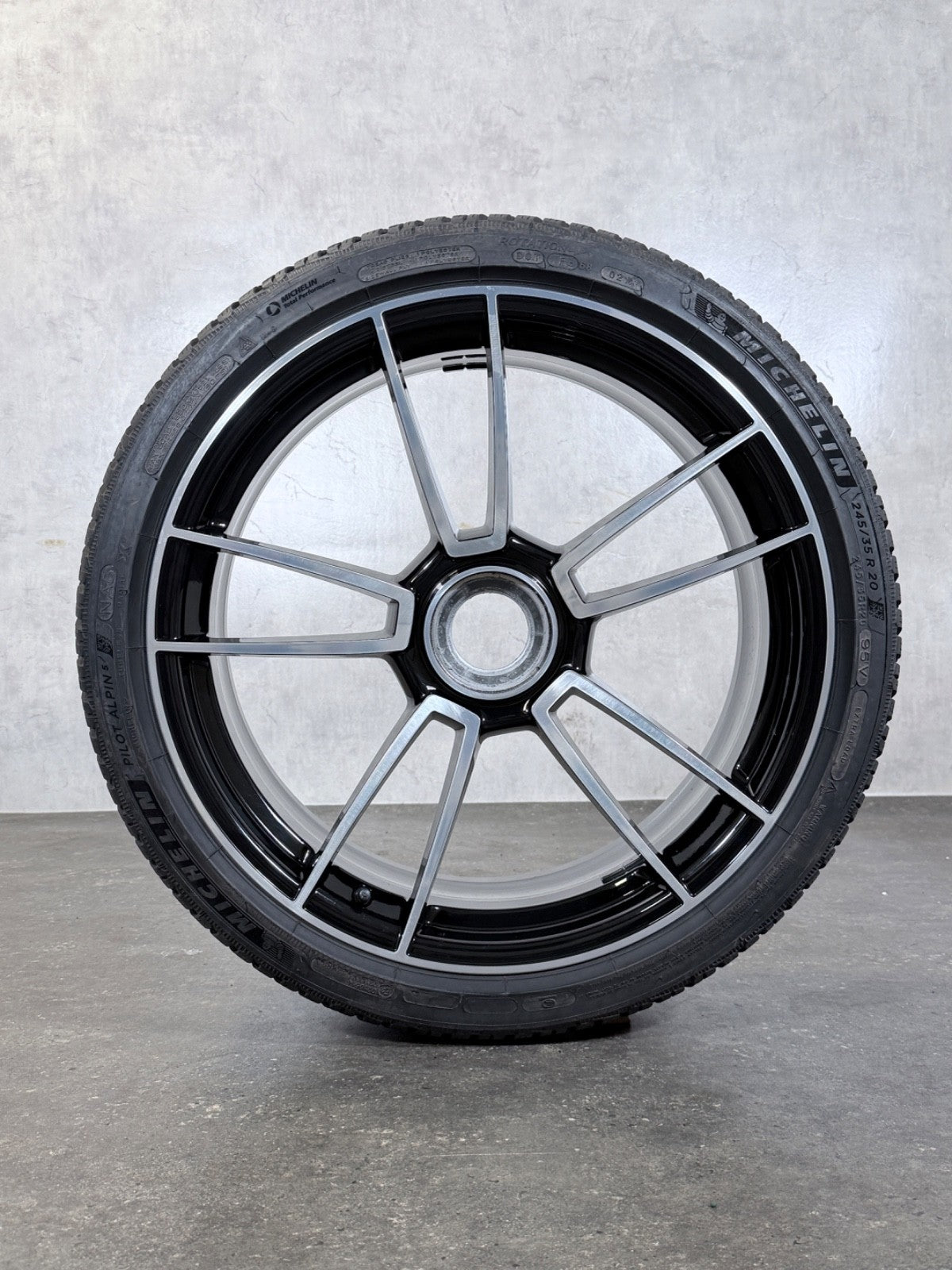 Porsche 992 20 21 Zoll Turbo S Winter Räder Michelin TOP 7mm