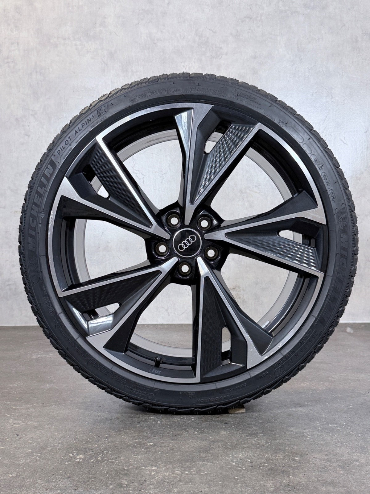 Original 21 Zoll Winterräder Audi A6 S6 C8 4K 4K0601025EN Winterreifen