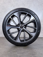 Audi Q5 SQ5 FY 21 Zoll Felgen Sommerreifen Sommerräder 80A601025BQ