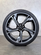 Audi RS4 RS5 8W 20 Zoll Felgen Winterreifen Winterräder 8W0601025DR Bicolor