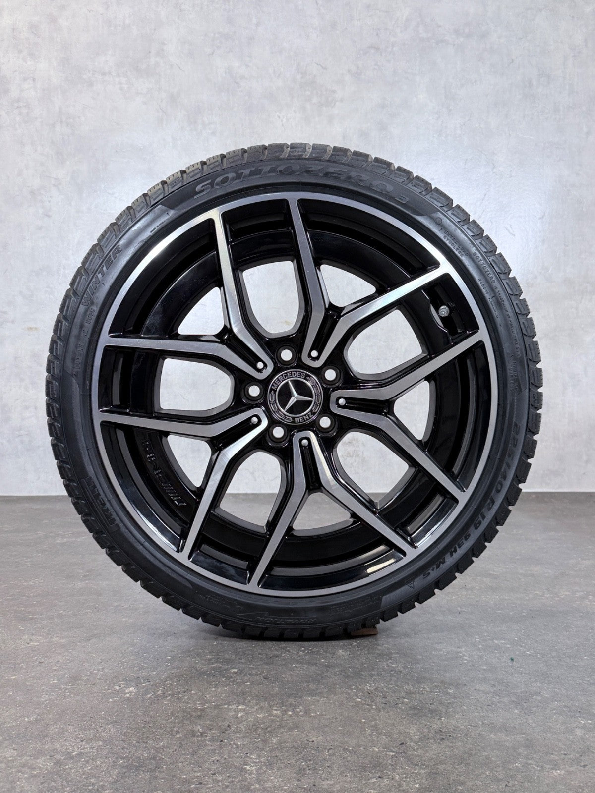 Mercedes C-Klasse W206 AMG Winterräder 19 Zoll W206 S206 Felgen A2064016700