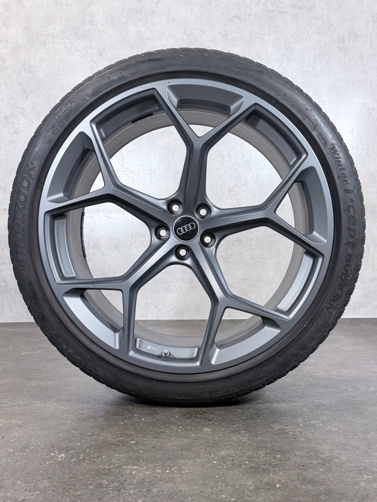 23 Zoll Winterräder original Audi RS Q8 RSQ8 4M8601025BG Performance
