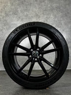 VW Passat B8 3G Pretoria Alufelgen Sommerreifen 235/40 R 19 Seal 3G0601025BH
