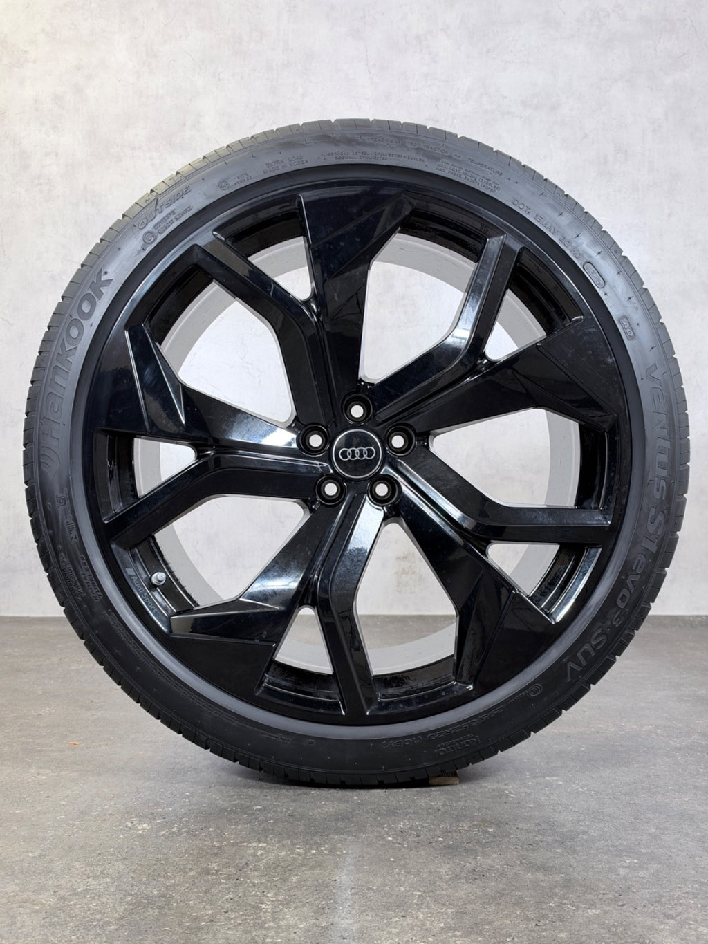 Audi RSQ8 RS Q8 Alufelgen Felgen 23 Zoll Sommerräder 4M8601025DC