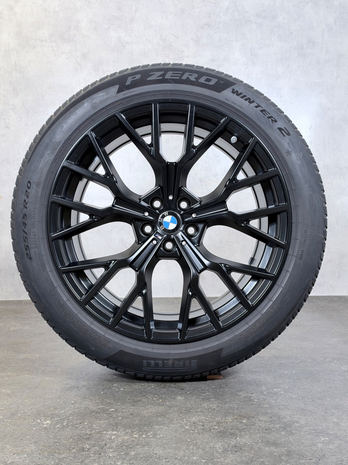 BMW X3 G45 7er G70 20 Zoll Felgen M911 Winterreifen Winterräder original
