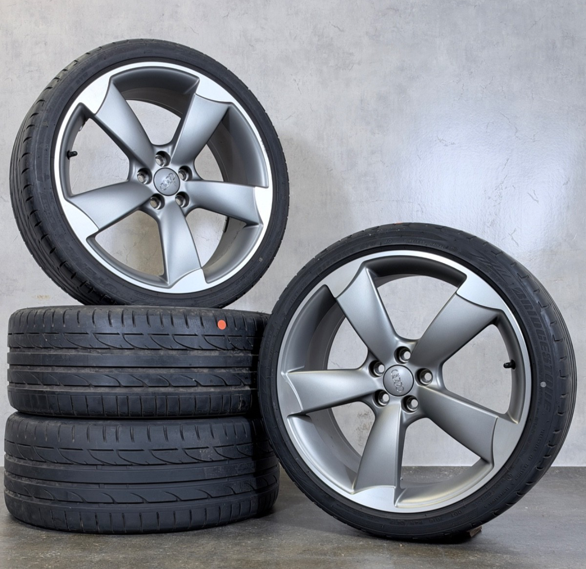ORIGINAL AUDI 18 ZOLL A1 S1 8X 8X0601025M ROTOR SPORT RIMS OEM BICOLOR Sommerrei