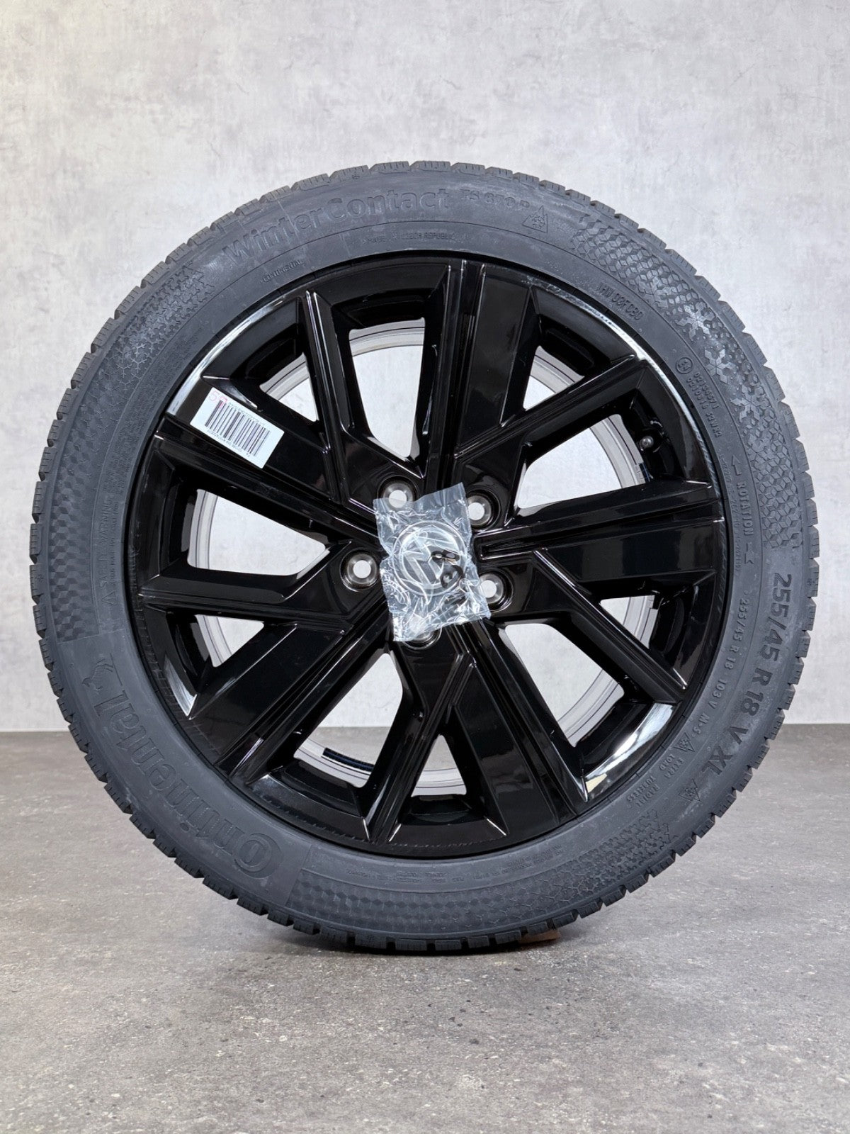 Original VW "Valdivia" Alu 18 Zoll Winterräder  7LA073138 für VW T6.1 T6
