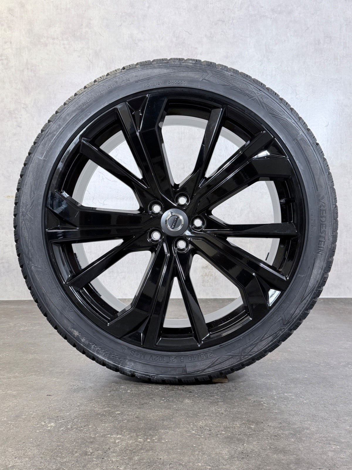 ORIGINAL VOLVO 21 ZOLL XC60 FELGEN 32134533 8,5J ET49,5 SCHWARZ OEM WINTERREIFEN