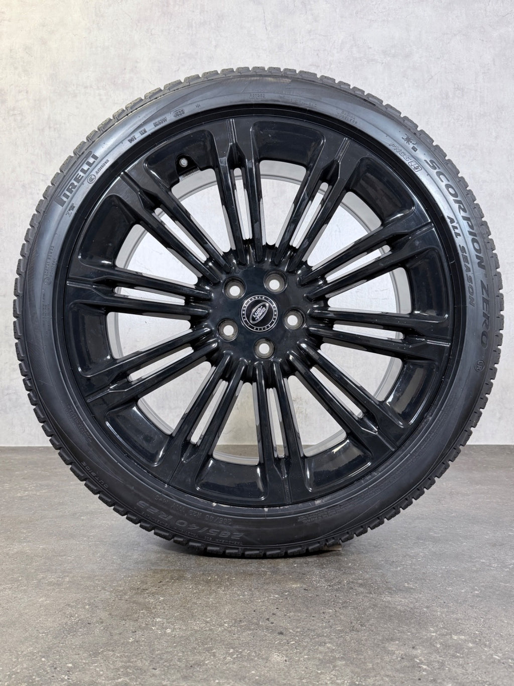 Original Land Range Rover Vogue L460 Sport L461 23 Zoll Sommerreifen Felgen NEU
