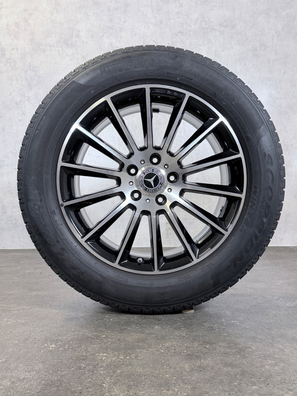 Original Mercedes AMG Winter 20 Zoll G-Klasse W463a A4634011700 Felgen W465 G500