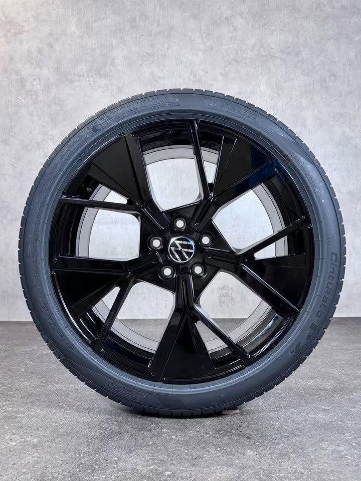 19 Zoll Sommerräder original VW Passat B9 Leeds 3J0601025R Sommerreifen