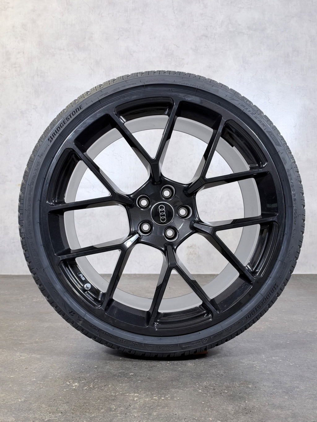 21 zoll original Audi RS5 8B3 8B3601025BK Alufelge Winterreifen Winterräder