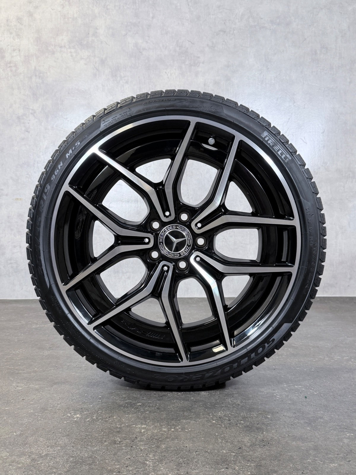 Mercedes C-Klasse W206 AMG Winterräder 19 Zoll W206 S206 Felgen A2064016700