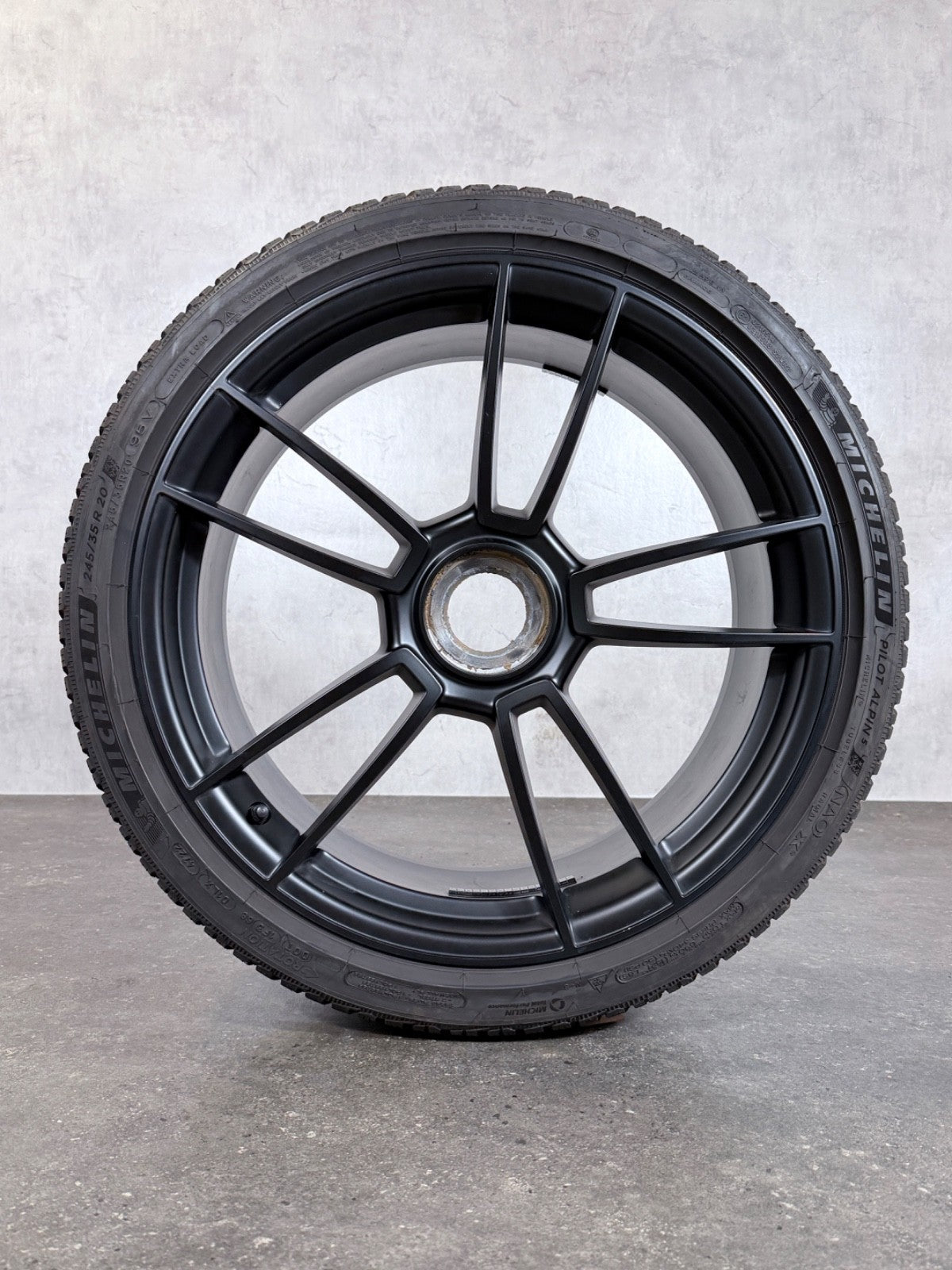 Winterräder Porsche 992.1 GTS Original 20+21 Zoll Zentralverschluß Felgen
