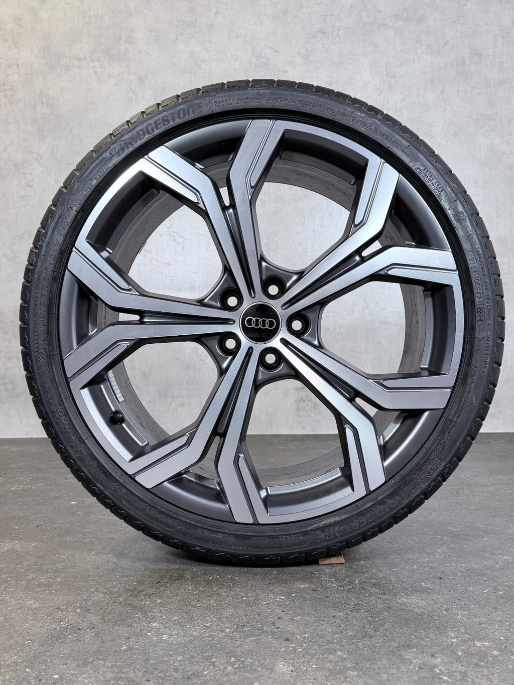 Original Audi 21 Zoll Felgen A6 S6 4K C8 Sommerreifen Sommerräder 4K0601025CA F2