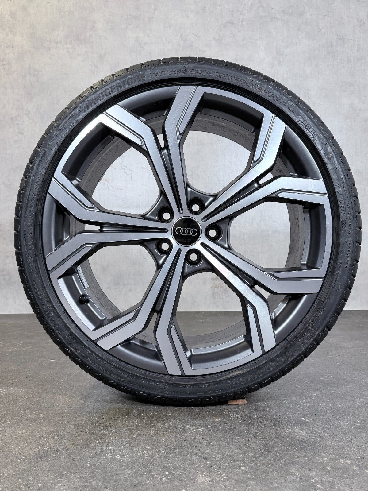 Original Audi 21 Zoll Felgen A6 S6 4K C8 Sommerreifen Sommerräder 4K0601025CA F2
