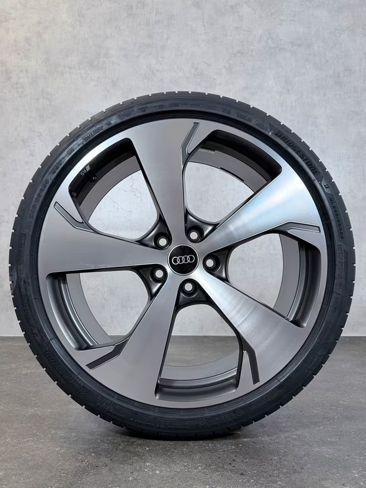 20 Zoll Sommerräder Original Audi A5 S5 B10 FU 8B3601025M Sommerreifen
