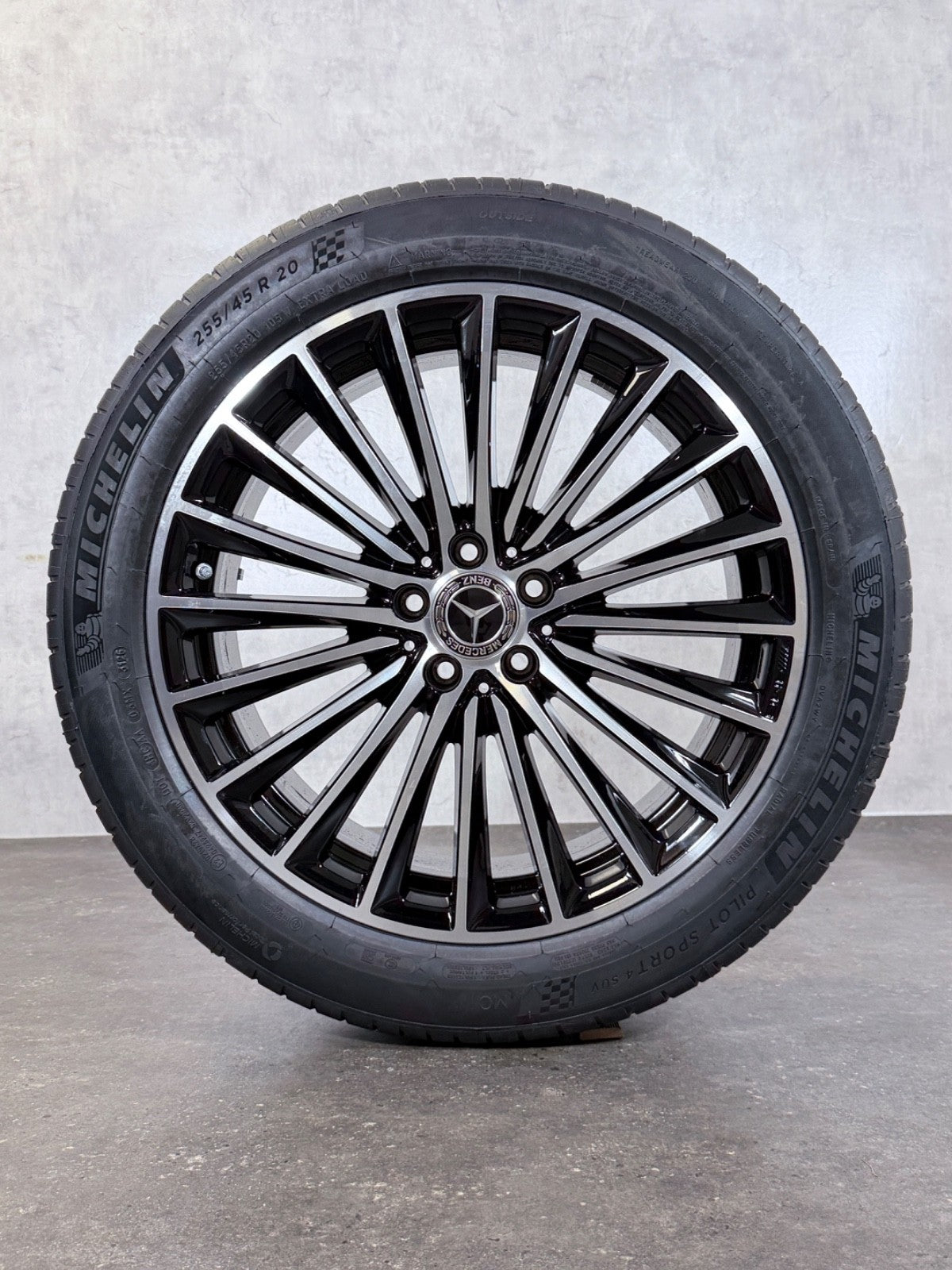 ORIGINAL MERCEDES 20 ZOLL GLC X254 C254 AMG FELGEN SOMMERREIFEN RDKS OEM BICOLOR