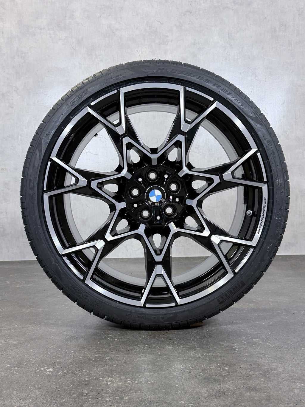 Neu Original BMW i5 G60 G61 Sommerräder 21 Zoll 943 M Y-Speiche 5A324F8