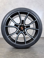 Porsche Taycan 9J1 21" GTS RS Spyder Design Felgen & Goodyear NF1 Reifen