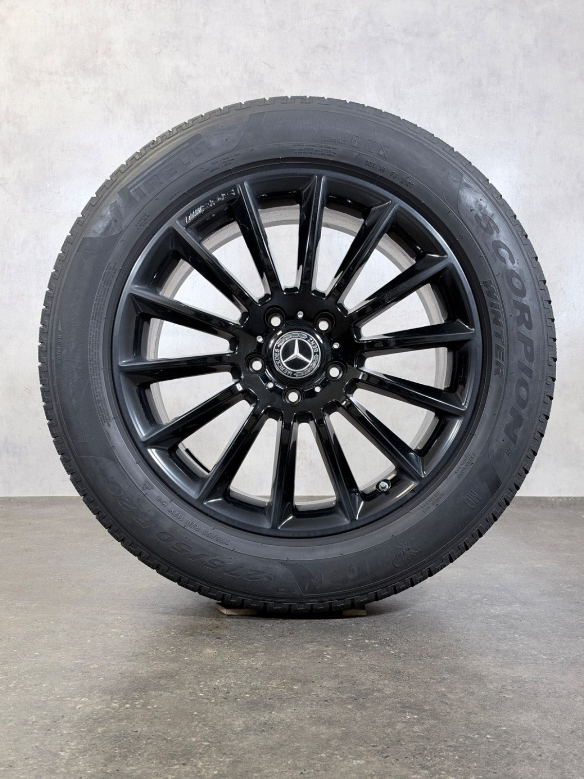 Original Mercedes AMG Winter 20 Zoll G-Klasse W463a A4634011700 Felgen W465 G500