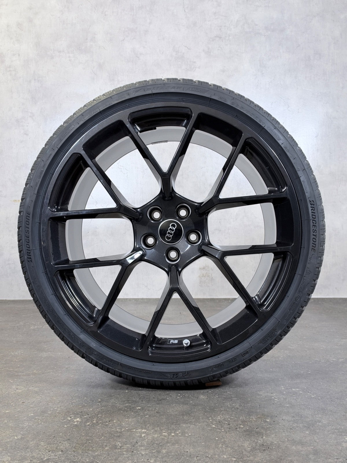 21 zoll original Audi RS5 8B3 8B3601025BK Alufelge Winterreifen Winterräder