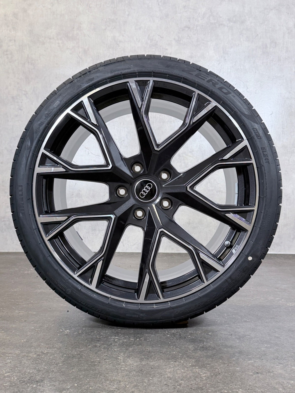 Audi 21 Zoll Felgen E Tron e-tron GT RS FW 4J3601025DK Sommerreifen Sommerräder