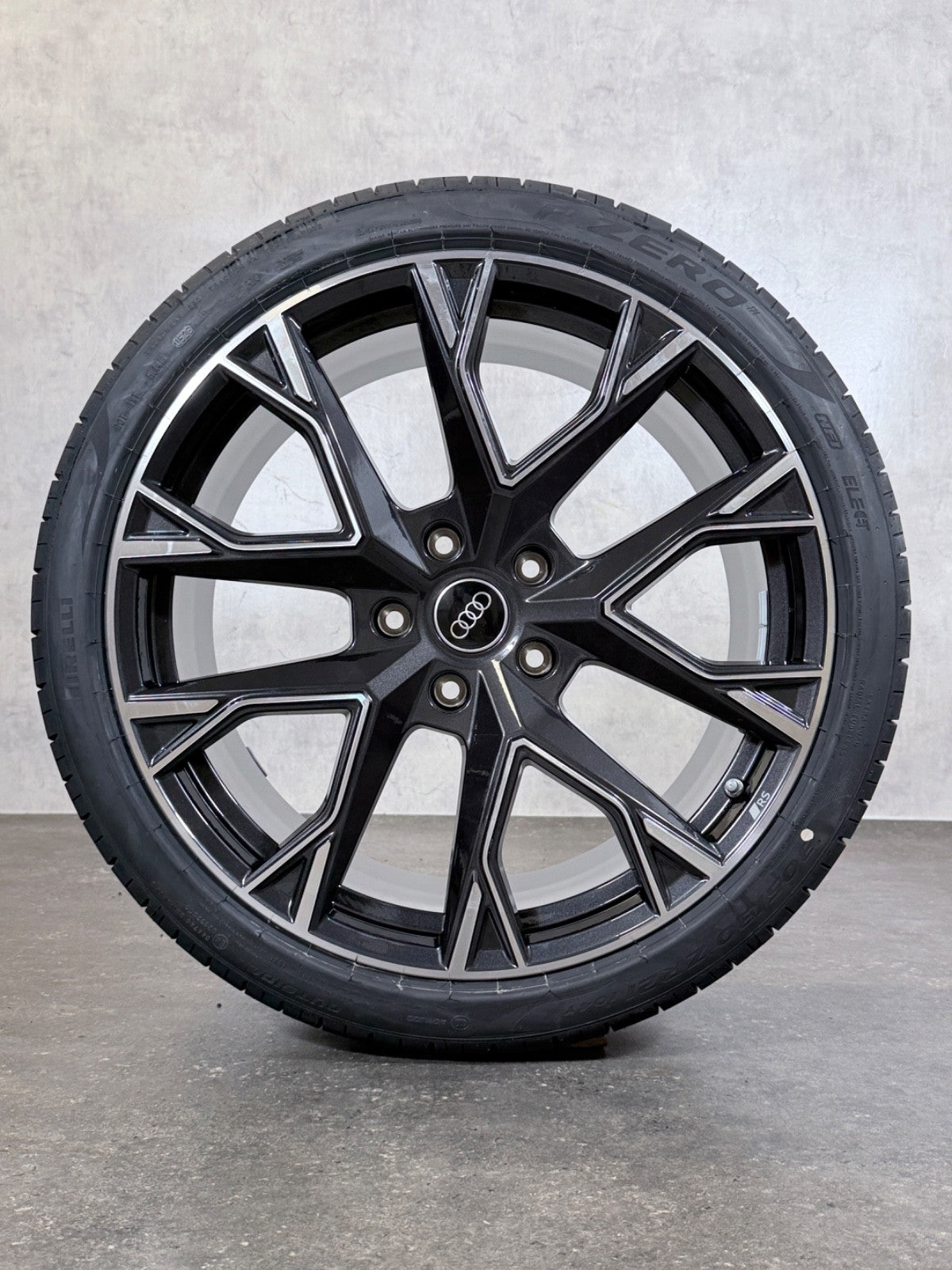 Audi 21 Zoll Felgen E Tron e-tron GT RS FW 4J3601025DK Sommerreifen Sommerräder