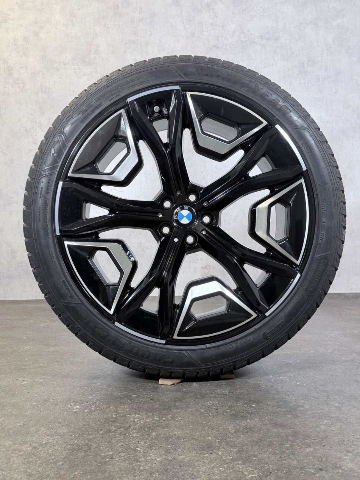 Original BMW iX 22 Zoll Felgen Winterräder i20 1021 5A02659 Winterreifen!