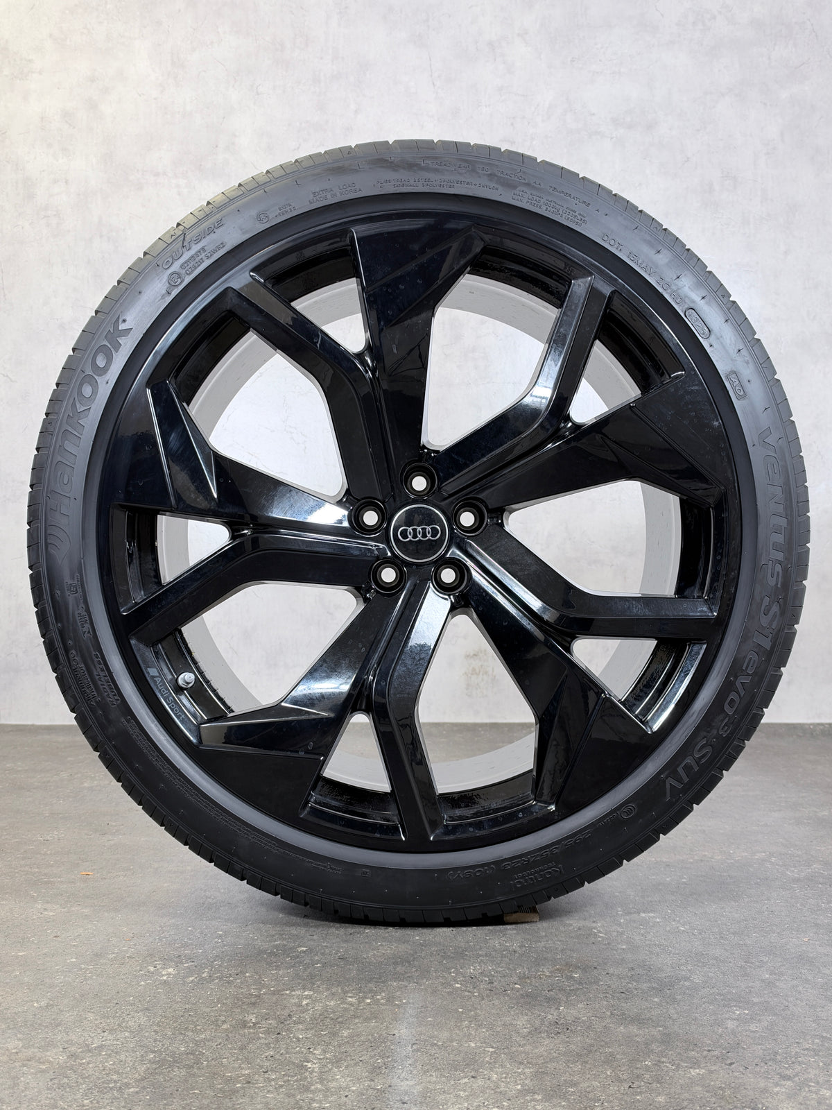 ORIGINAL 23 ZOLL AUDI RSQ8 RS Q8 SPORT SOMMERREIFEN