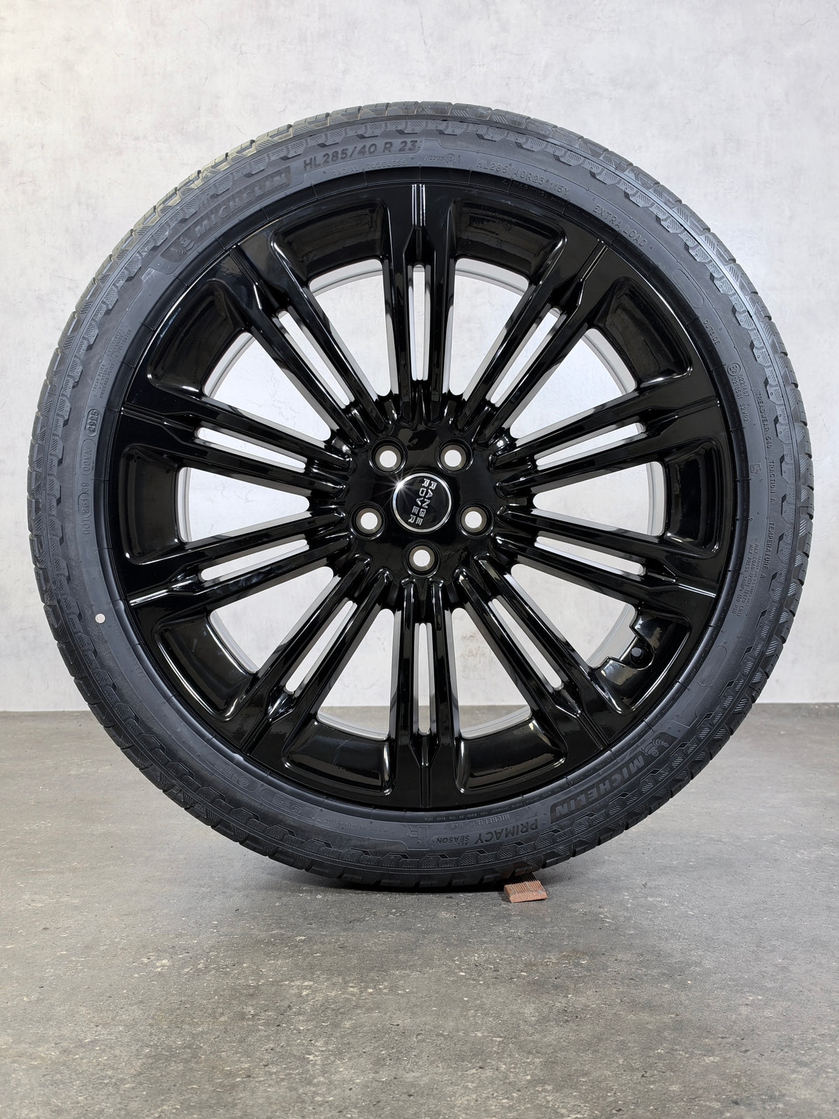 ORIGINAL 23 ZOLL LAND ROVER SPORT L460 L461 SOMMERREIFEN