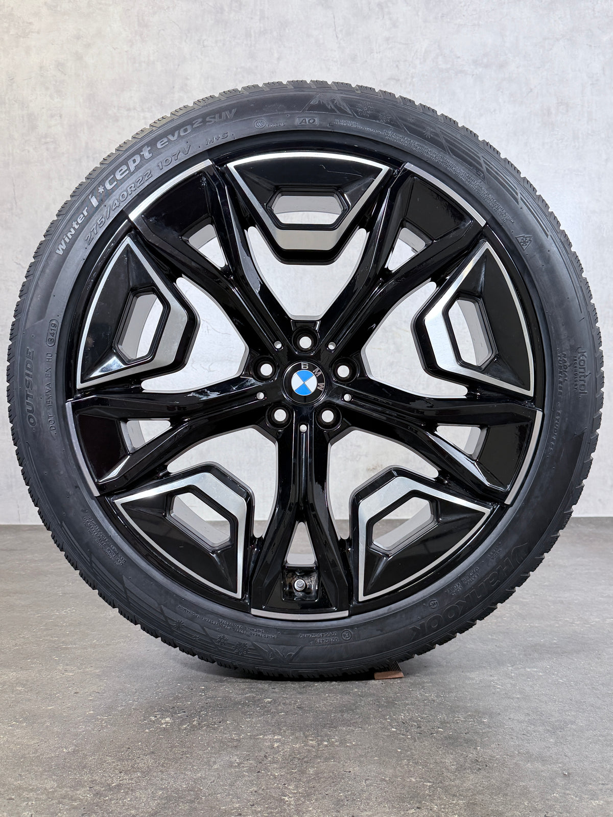 ORIGINAL 22 ZOLL BMW iX i20 M 1021 WINTERREIFEN