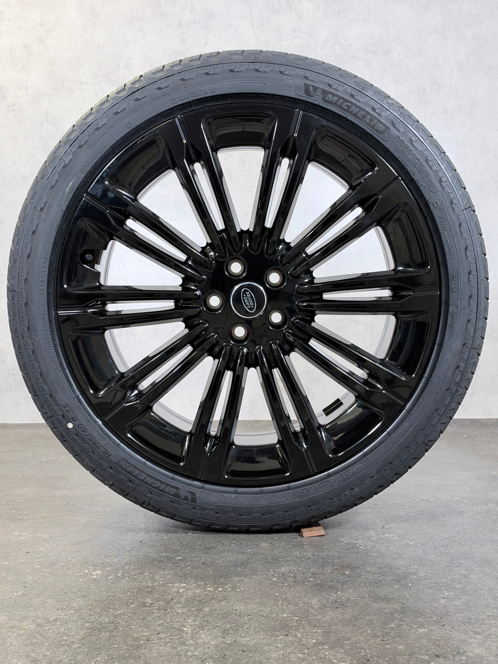 ORIGINAL 23 ZOLL LAND ROVER SPORT L460 L461 SOMMERREIFEN