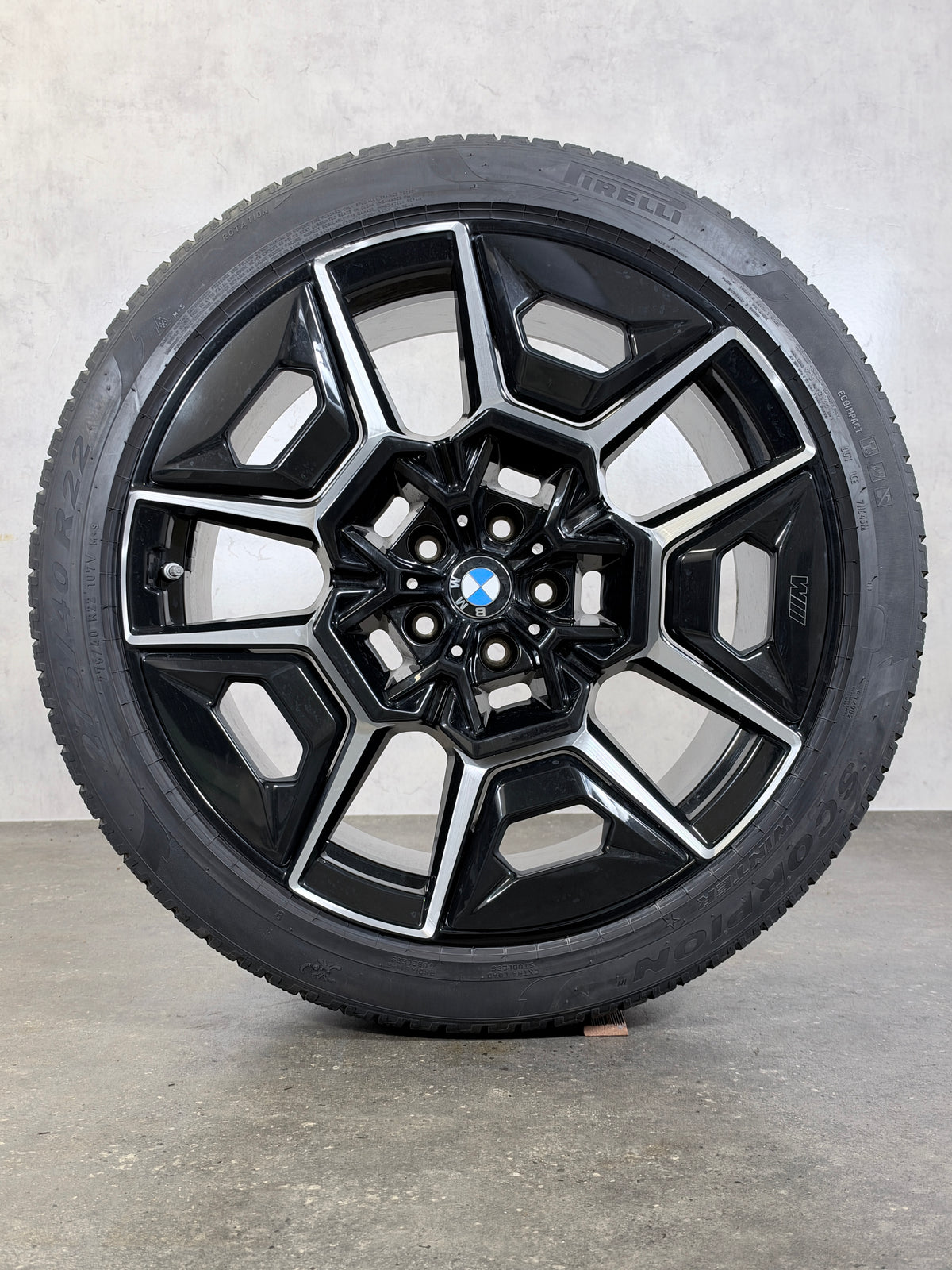 ORIGINAL 22 ZOLL BMW XM G09 STYLING 922 WINTERREIFEN