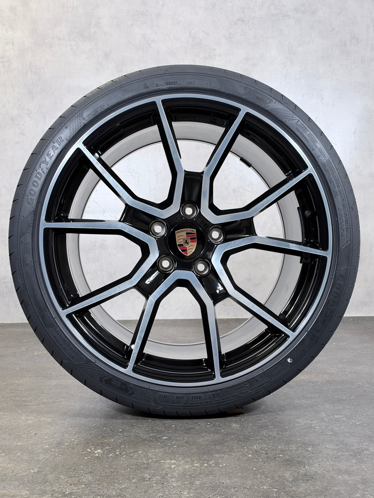 ORIGINAL 21 ZOLL PORSCHE TAYCAN 9J1 RS SPYDER SOMMERREIFEN