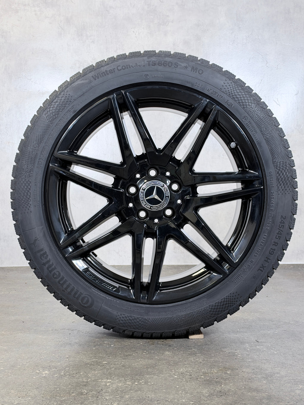 Original 19 Zoll Mercedes AMG V-Klasse W447 Winterreifen
